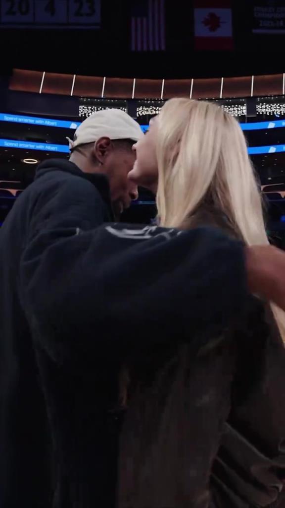 卡梅倫布林克這大長腿，KD都得多看幾眼