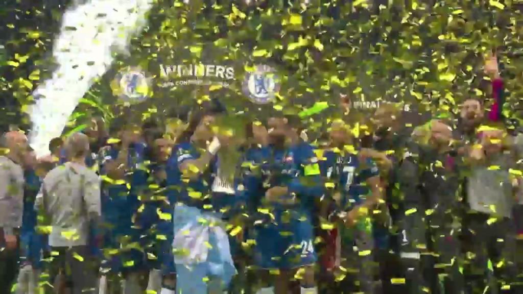 ?榮耀藍軍！歐協(xié)聯(lián)奪冠捧杯！里斯-詹姆斯高舉獎杯全隊慶祝